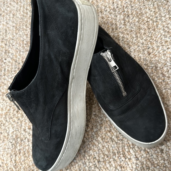 Women’s Zip Platform Leather Sneakers - Picture 2 of 3